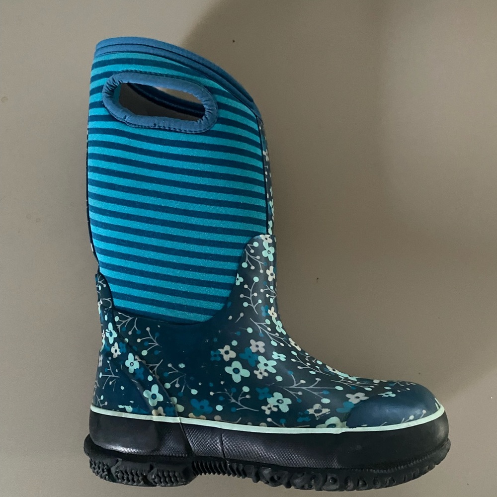 Bogs Teal Floral & Striped Kids Rain Boots - Picture 5 of 9